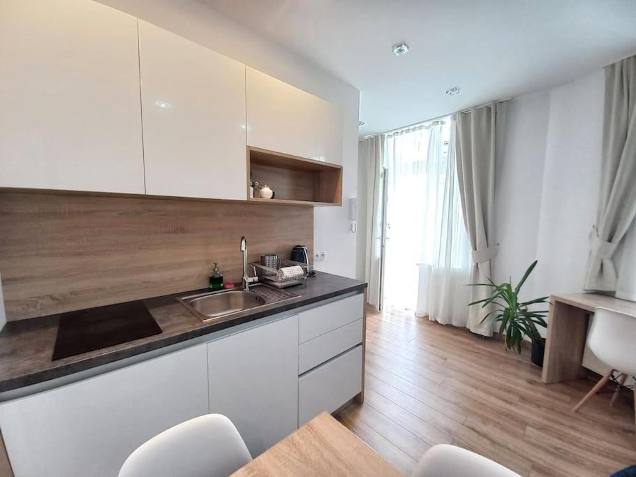 Cozy - B38 Apartment Krakow